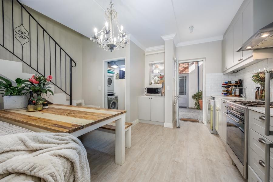 2 Bedroom Property for Sale in Koelenhof AH Western Cape